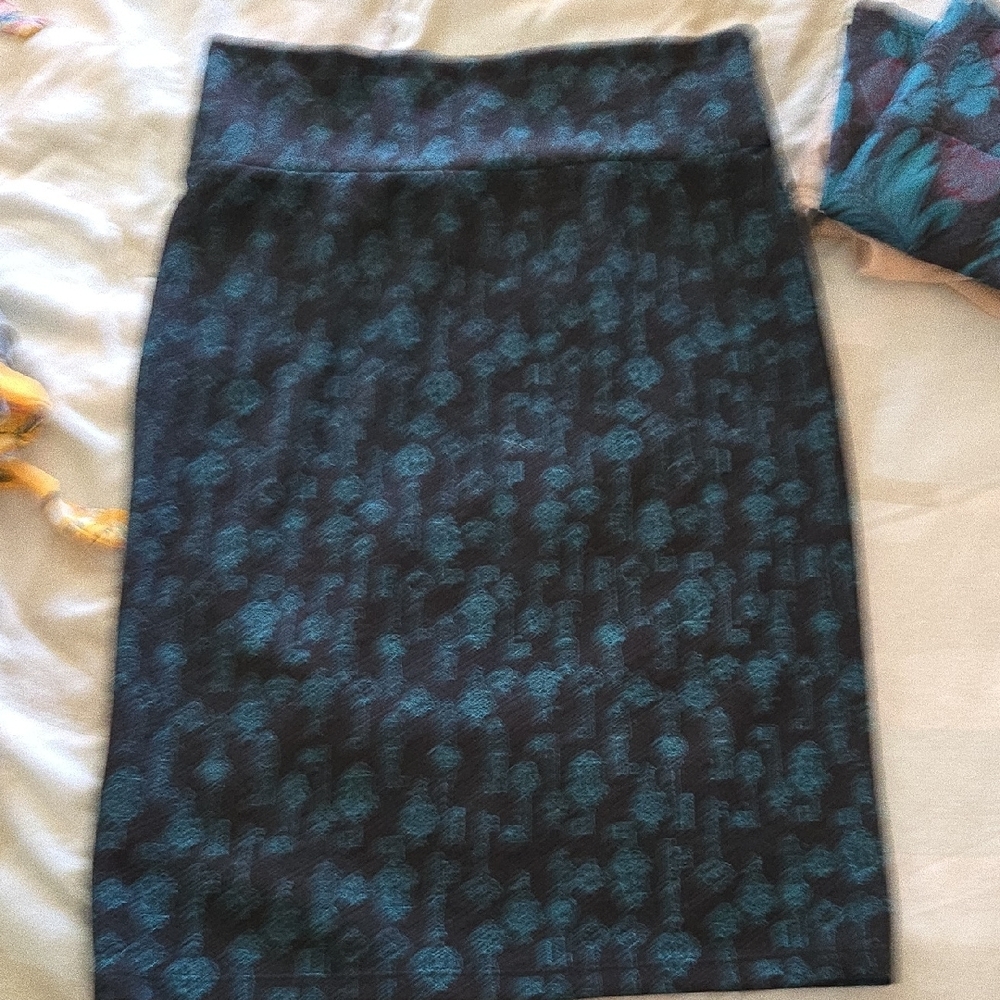 LuLaRoe Black and Blue Knee-Length Pencil Skirt